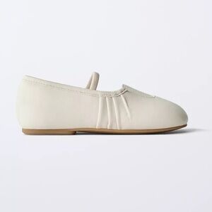 Zara white leather ballet flats girls size 10.5